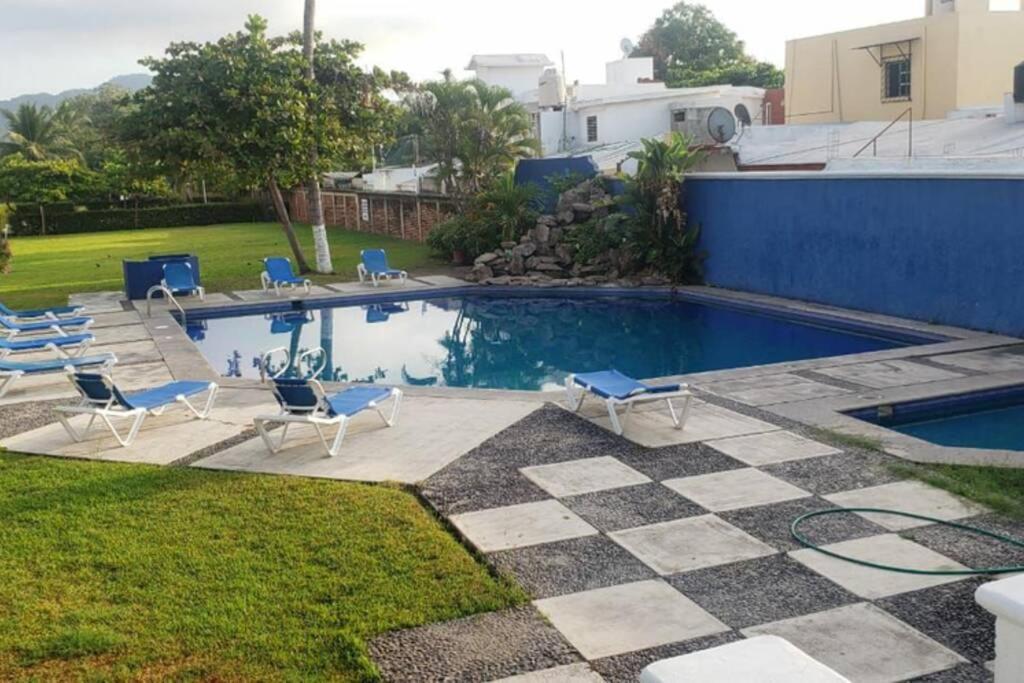 Apartment Magnifico Departamento: Beachfront Oasis With Pools And Comfort For 6