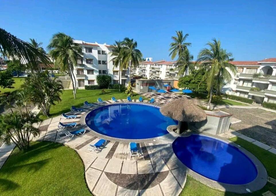 Apartment Magnifico Departamento: Beachfront Oasis With Pools And Comfort For 6 *